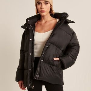 Abercrombie & Fitch Oversized Puffer